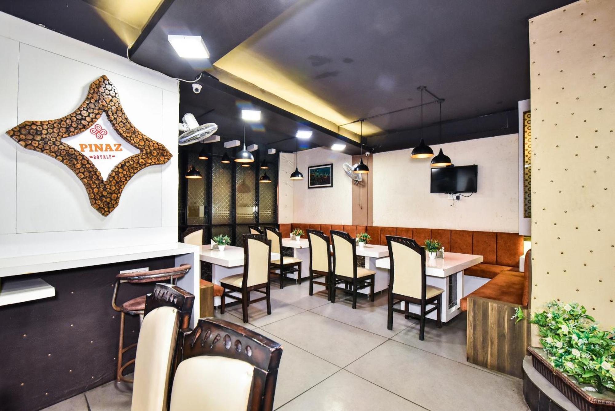 Pinaz Royale 호텔 암리차르 외부 사진